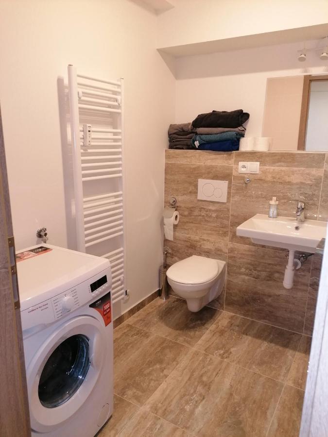 Brand New Studio Apartment #51 With Free Secure Parking In The Center Prague Exterior photo