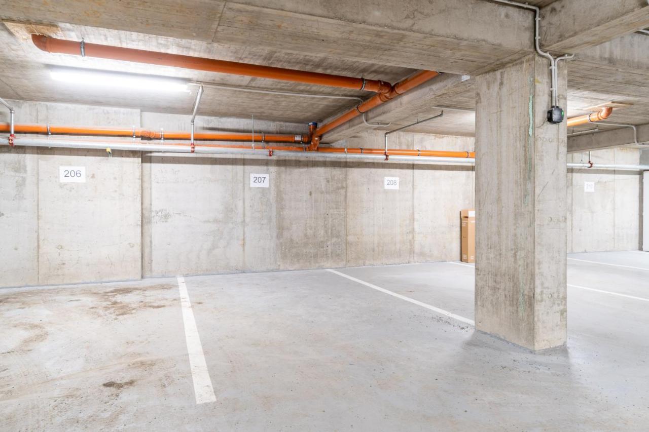Brand New Studio Apartment #51 With Free Secure Parking In The Center Prague Exterior photo